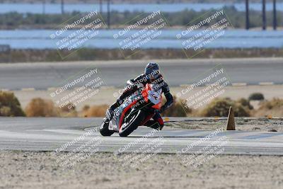 media/Nov-16-2025-Race Pace (Sun) [[8c5fa54630]]/Verified Riders/3-Turn 14 (1045am)/